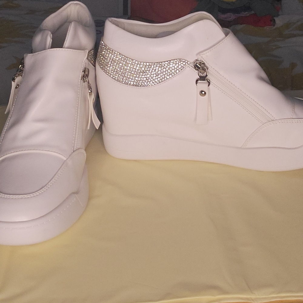 Hidden wedge sneakers